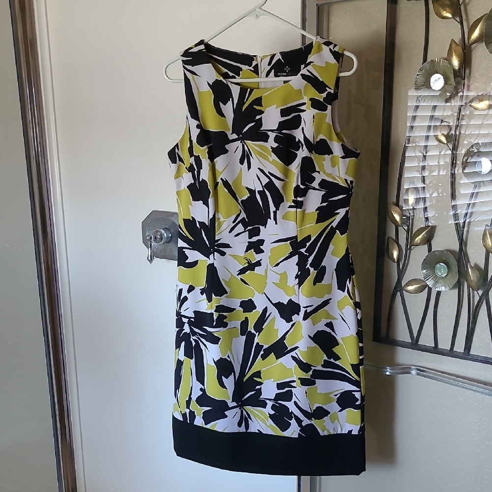 Ronni Nicole Stylish Black and Green Patterned Dress